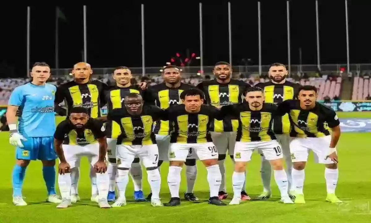 جمهور الكرة السعودي ينتظر اعتزال نجم العميد